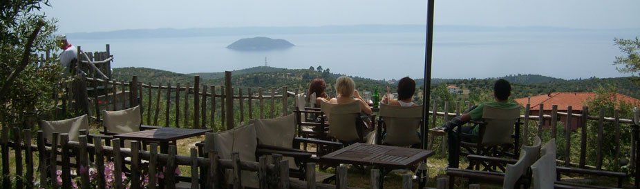 PARTHENON - impresivan pogled na zaliv Toroneos i ostrvo Kelyfos